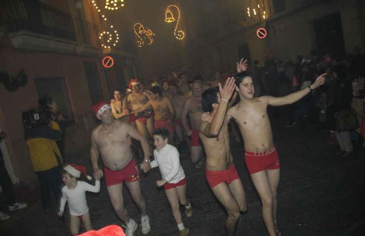Get lucky on New Year's Eve / Weird at the Holidays / Pandemic celebrations / Karen McCann / EnjoyLivingAbroad.com