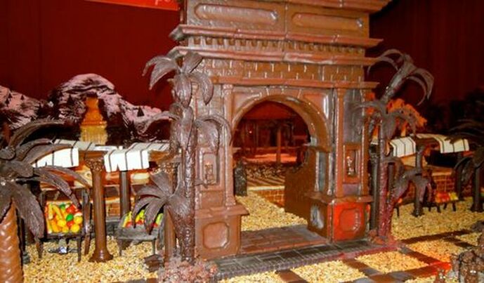 Karen McCann chocolate Nativity scene, Christmas, Seville, Spain
