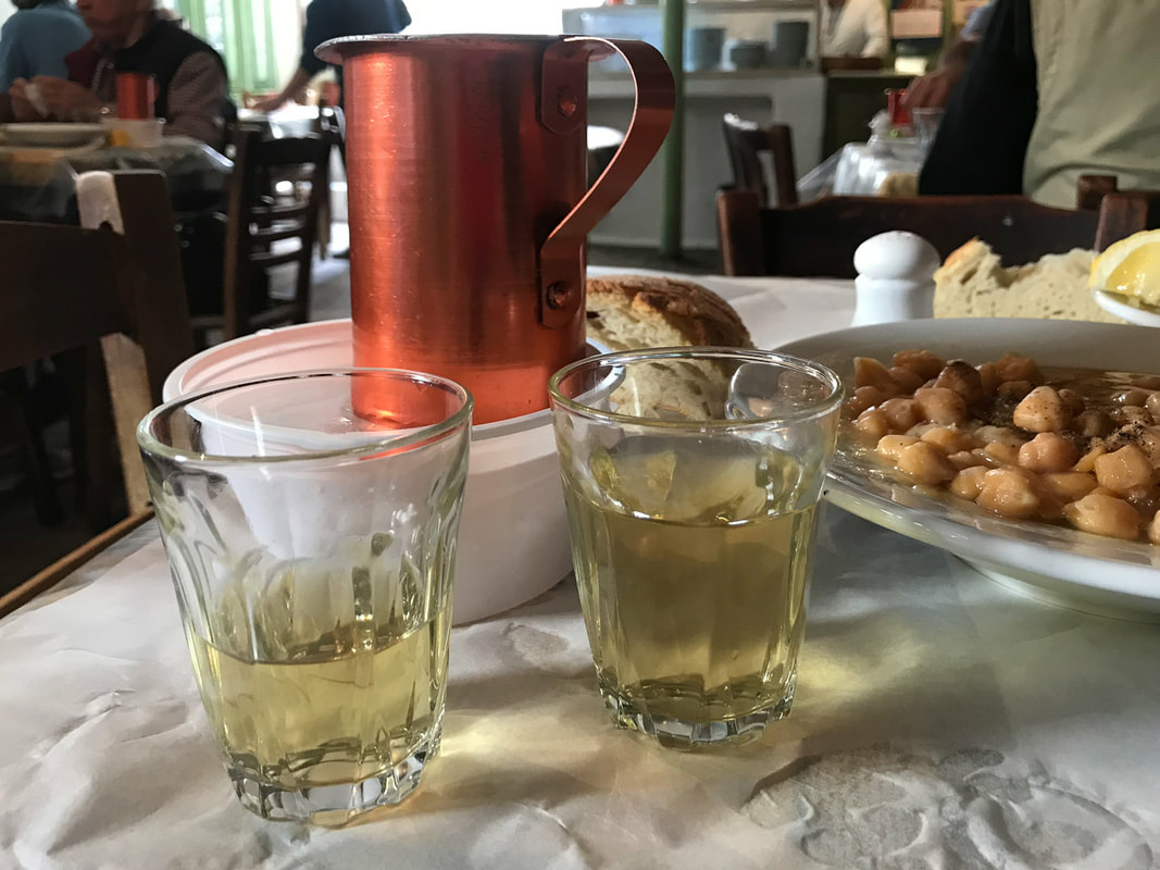 Retsina / Greek Wines / Diporto / Karen McCann / EnjoyLivingAbroad.com