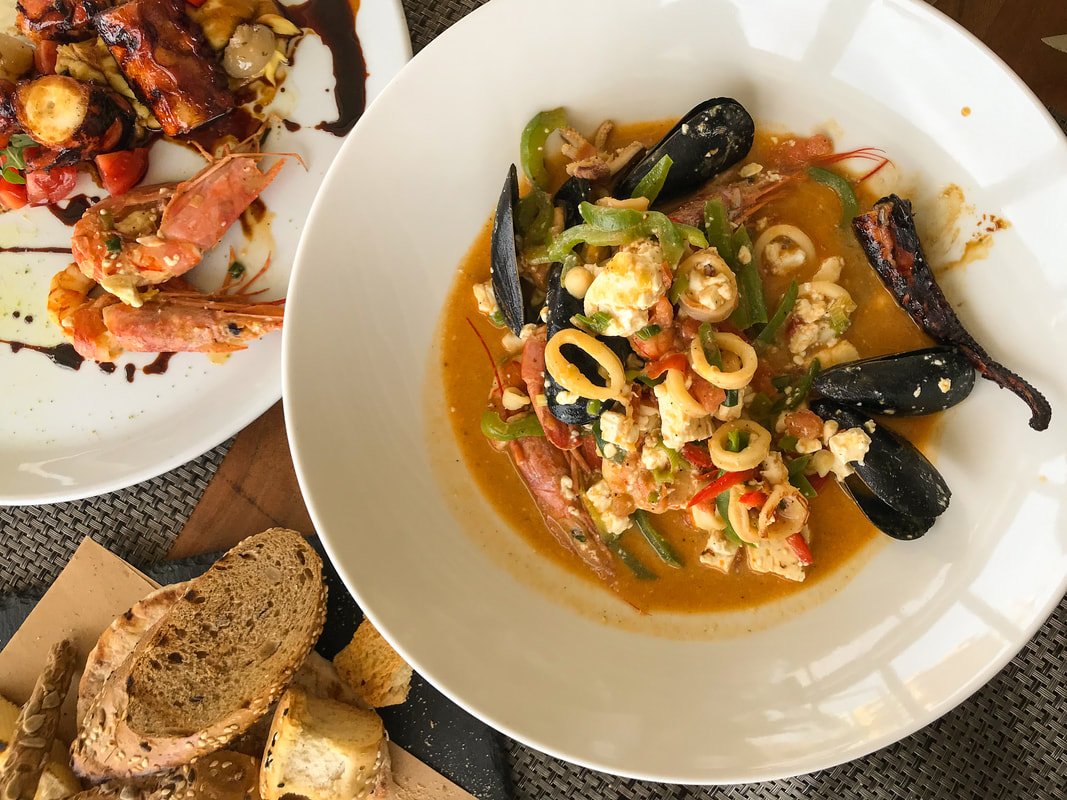 Heraklion, Greece / Mare Restaurant / Seafood / Packing Tips from 161 Days on the Road / Karen McCann / EnjoyLivingAbroad.com